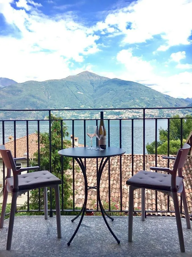 Lario View Apartment contacts